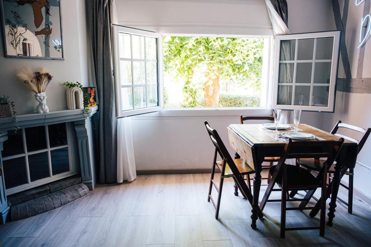 Loveroom Du Perche : Maison Avec Balneo Moulins-la-Marche Luaran gambar